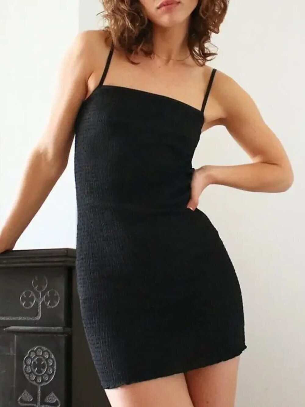 Aritzia  Wilfred Jazz Mini Dress Smocked Black Size 2XS